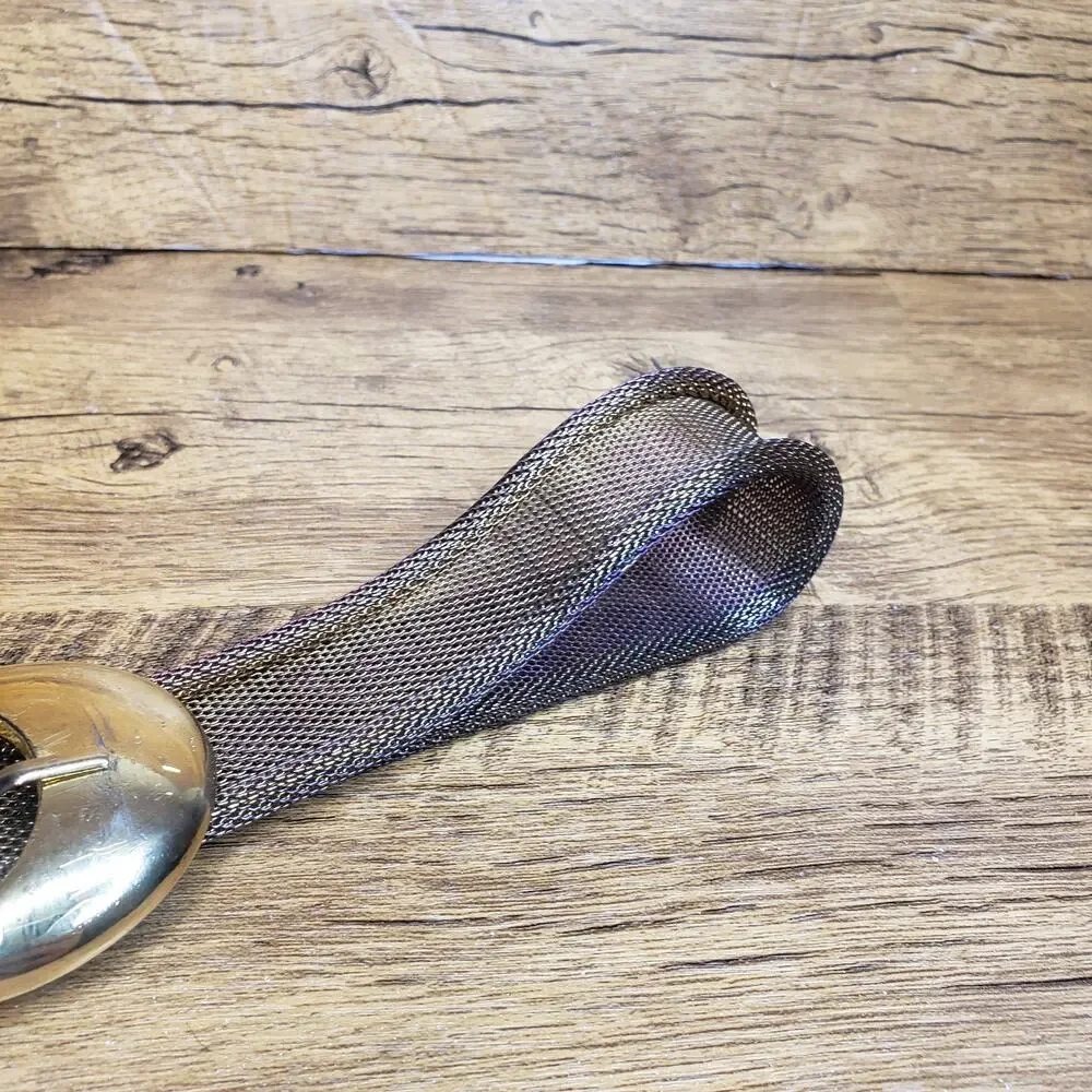 VTG Swallow Gold mesh rolled edge belt size 32 in womens